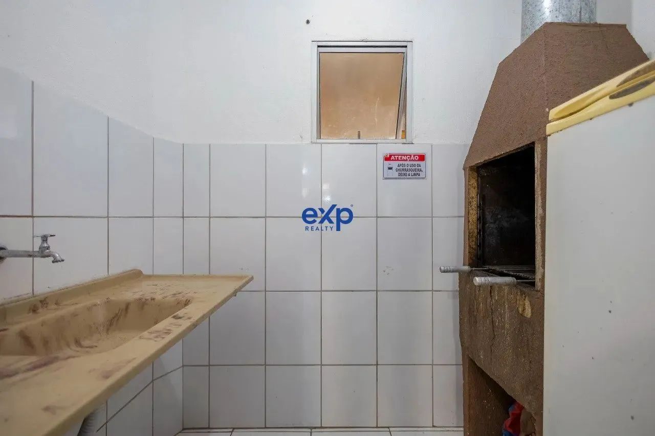 Apartamento com 2 Quartos no Bairro Santa Cândida - Foto 4