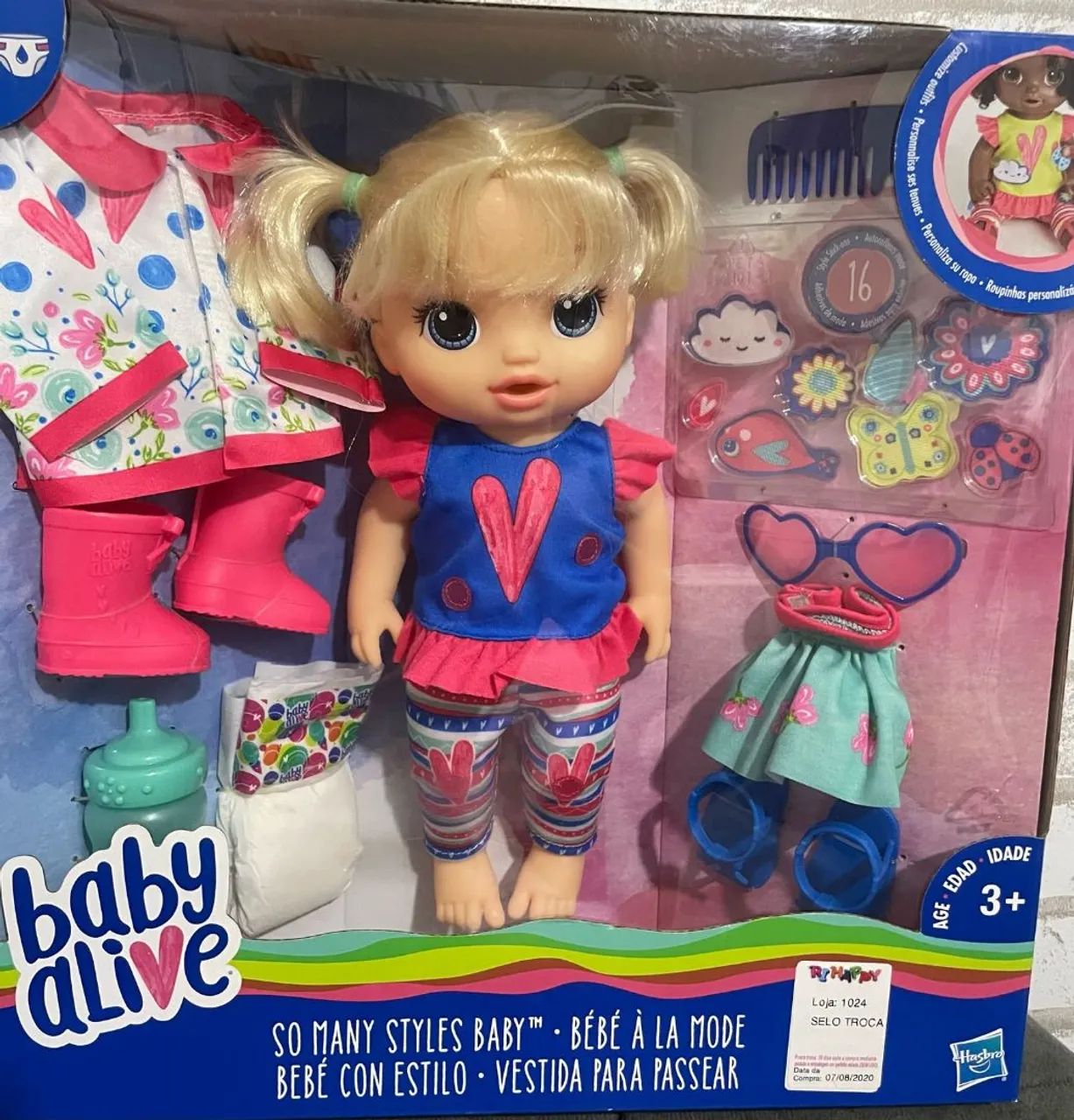 Boneca Baby Alive vestida para passear 