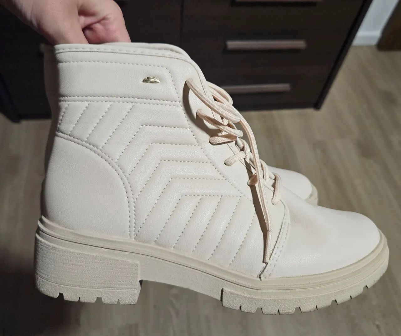 Bota branca Dakota 39