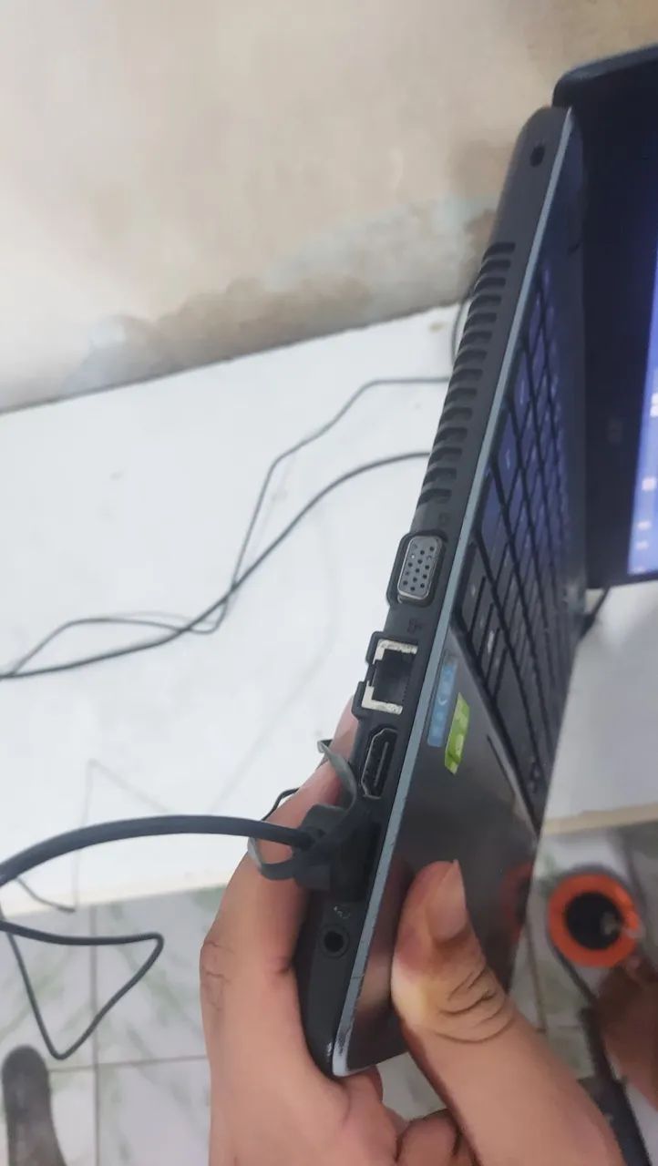 Notebook Compacto para Jogos e Trabalho - Foto 2