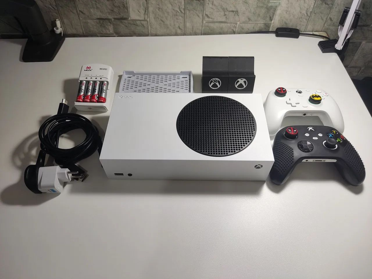Xbox Series S : 2 controles + acessórios  - Foto 3