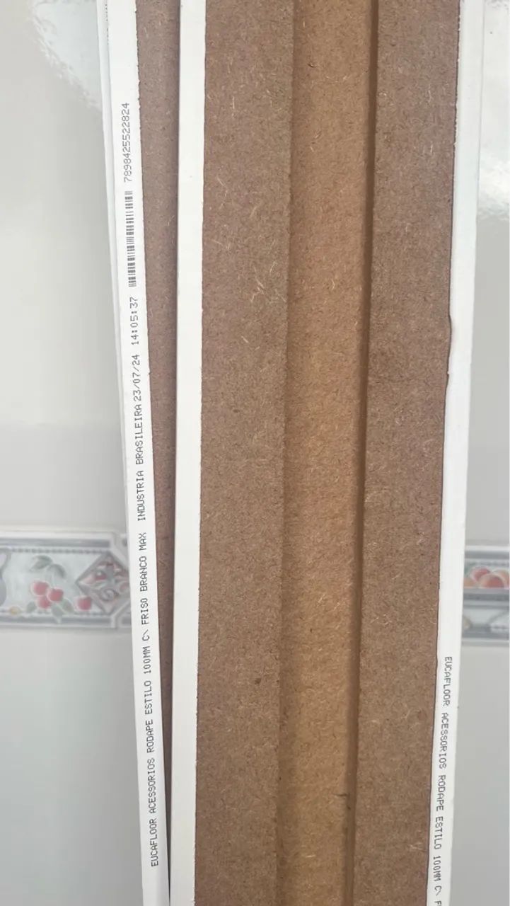 3 Rodapé 10cm X 2.4 M EUCAFLOOR - Foto 2
