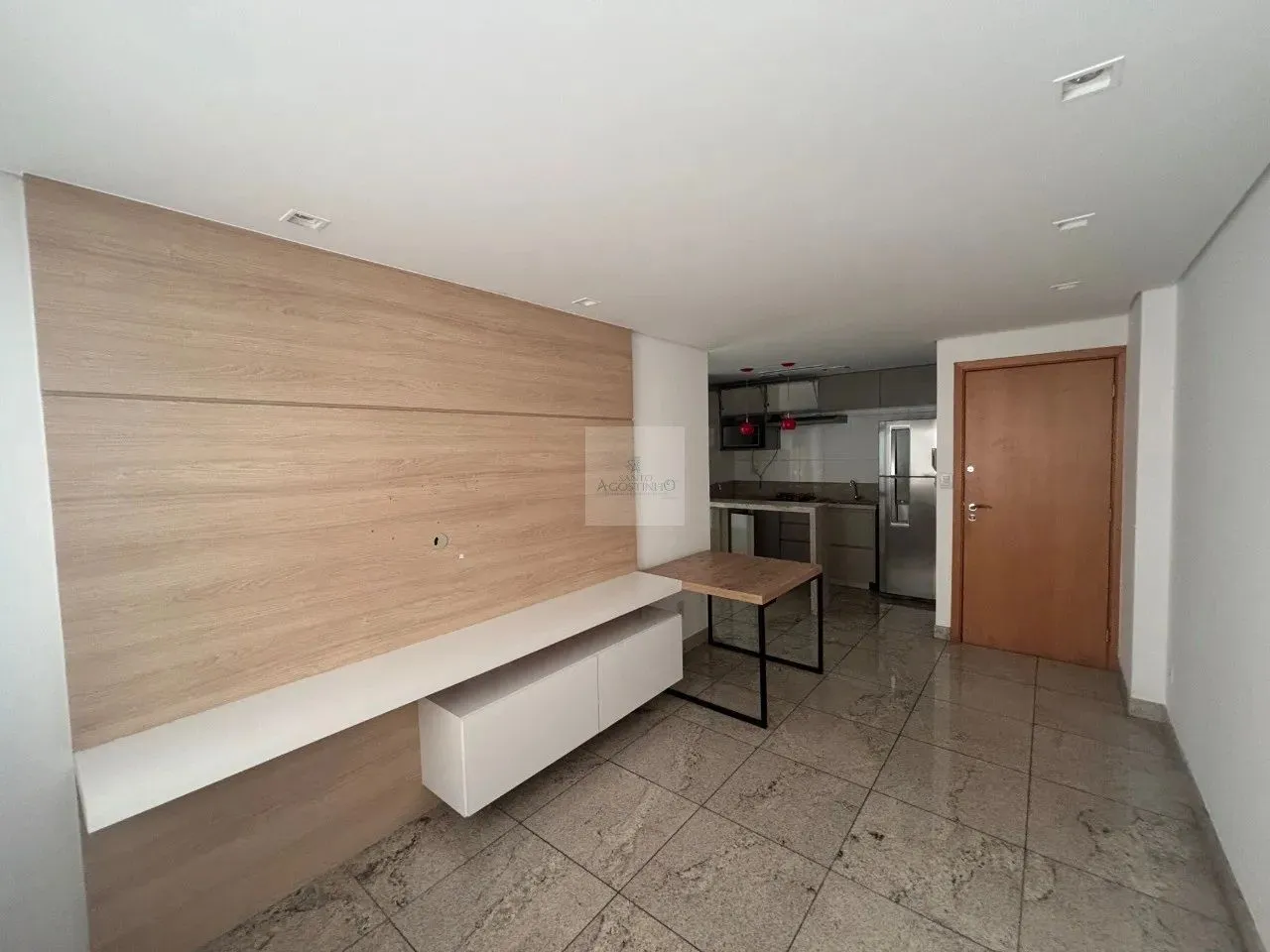 Apartamento à venda no Funcionários, BH-MG: 1 quarto, 1 sala, 1 banheiro, 1 vaga, 38m² de