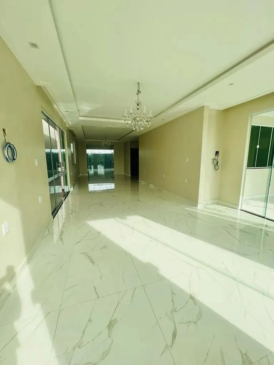Alugo Casa em Marituba com acabamento de primeira no Jardim Marselha