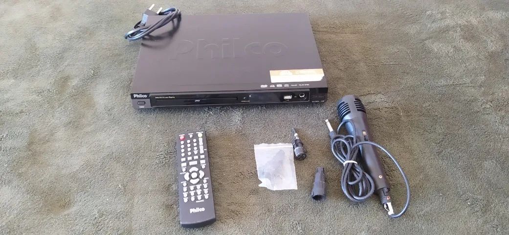 Antigo Aparelho DVD Philco Karaookê modelo PH155 Ripping Anos 2000 (com defeito)