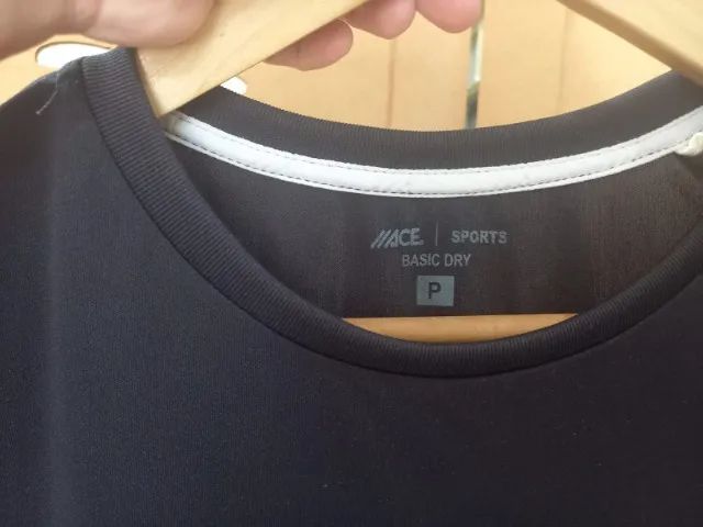 camiseta esportiva ace com listras preta - P - Foto 5