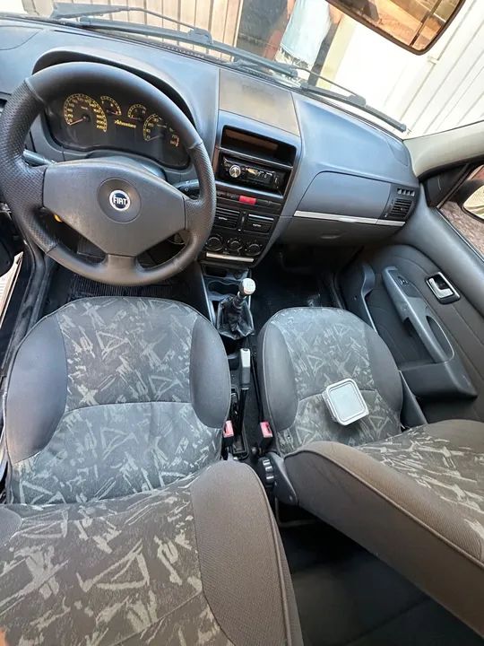 Fiat Strada Adventure 1.8  - Foto 4