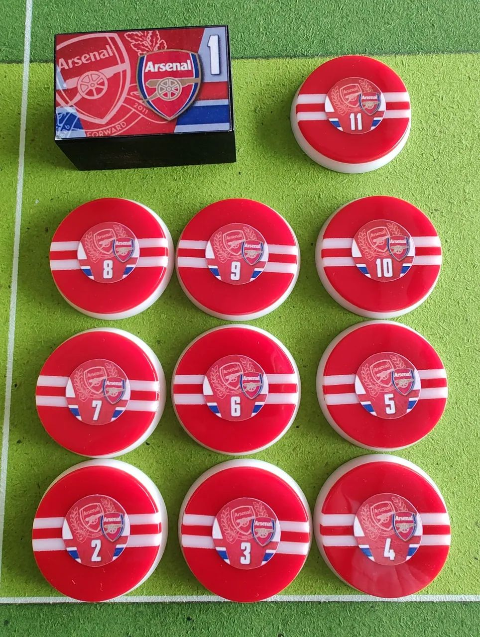 Futebol de botão. Time do Arsenal