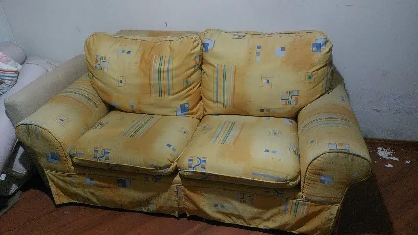Sofa 2 lugares - Foto 2