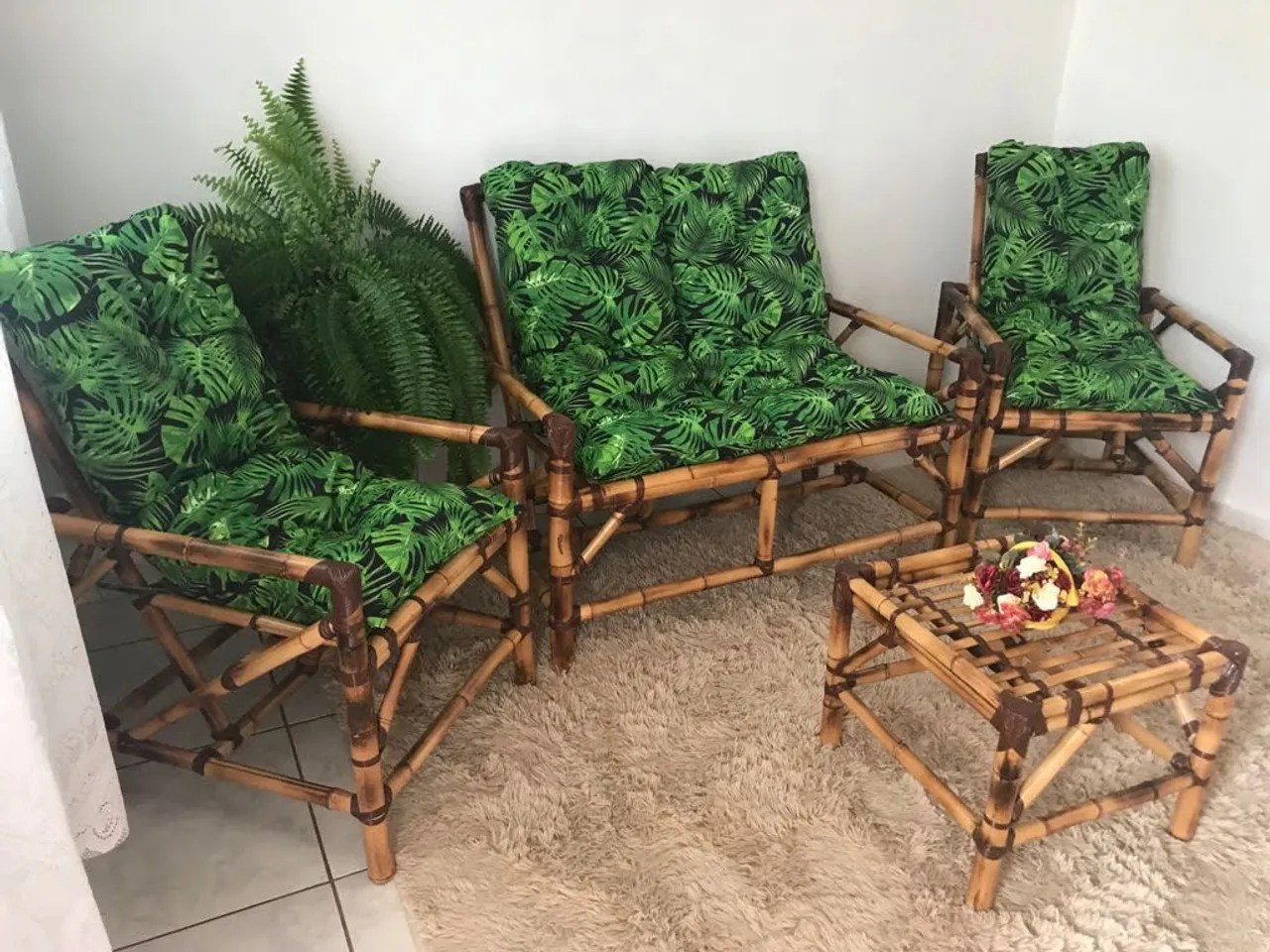 Conjunto de Sofás de Bambu com Almofadas Florais
