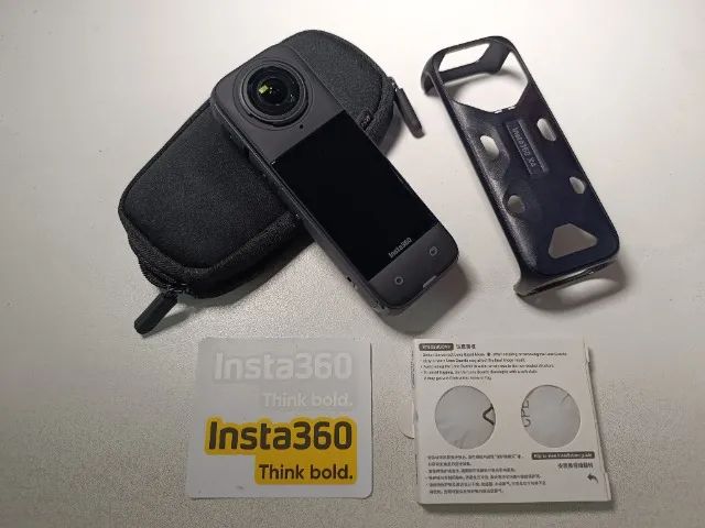 Insta360 X4