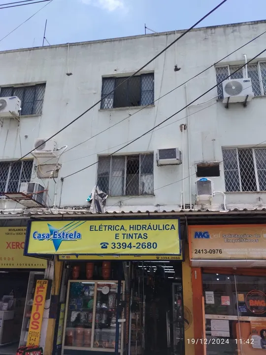 Sala Comercial para Alugar no coração de Campo Granfe