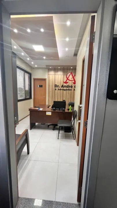 Sala Comercial Mobiliada à Venda no Ed. Business 316  R$ 225.000 - Foto 9