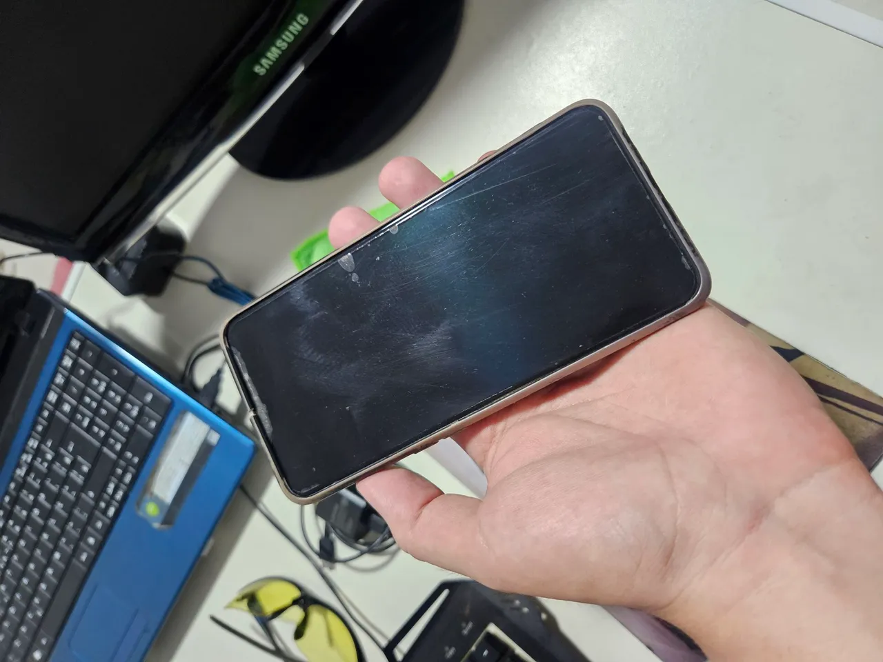 Samsung A80 8RAM e 128GB leia a descrição