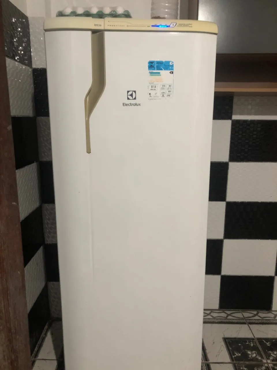 Geladeira Electrolux.