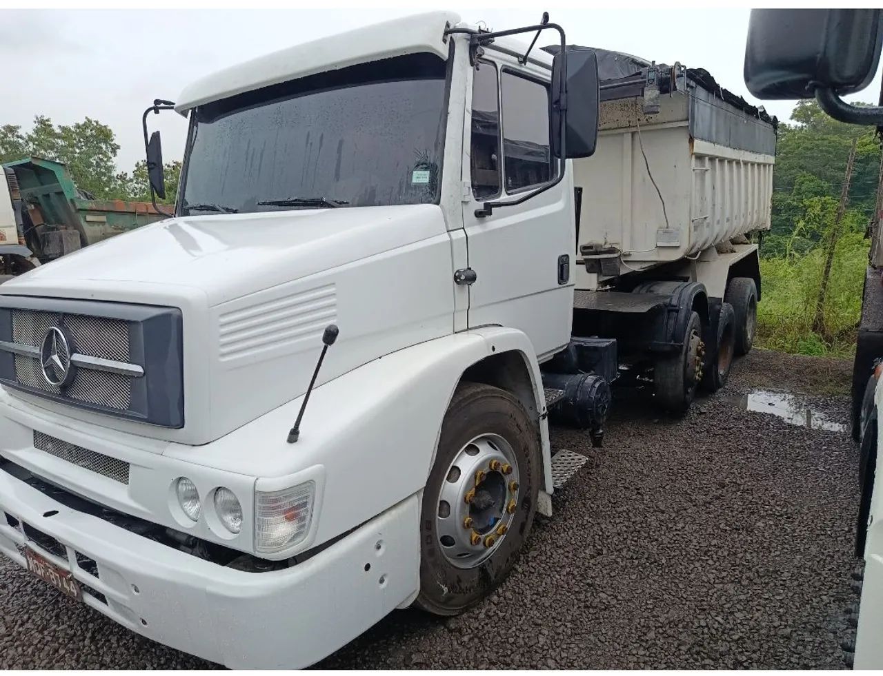 Caminhão caçamba truck 1620 com 4 eixo - Foto 3