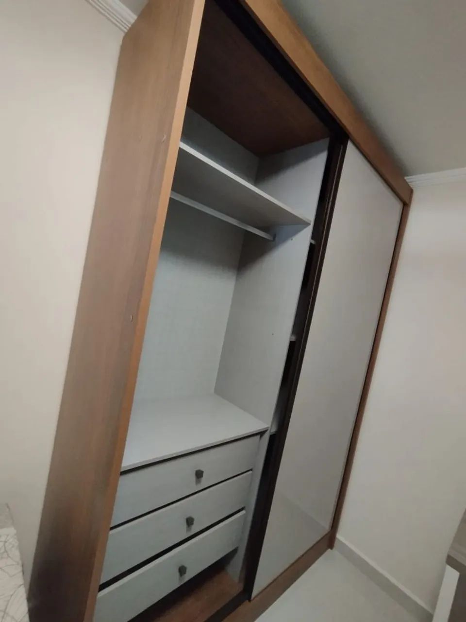 Guarda roupas  - Foto 3