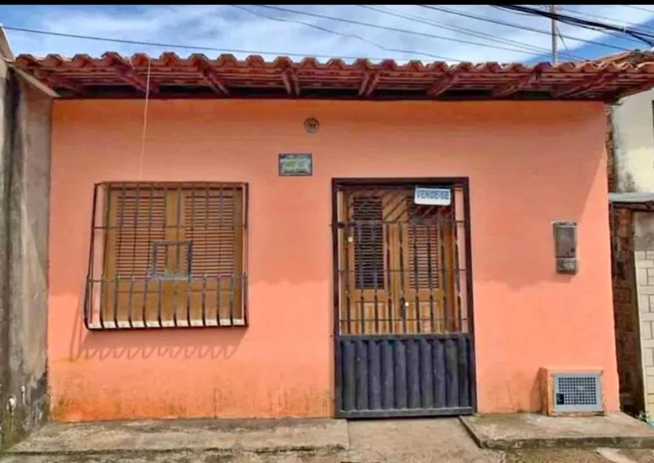 R - CASA NO VERGEL DO LAGO