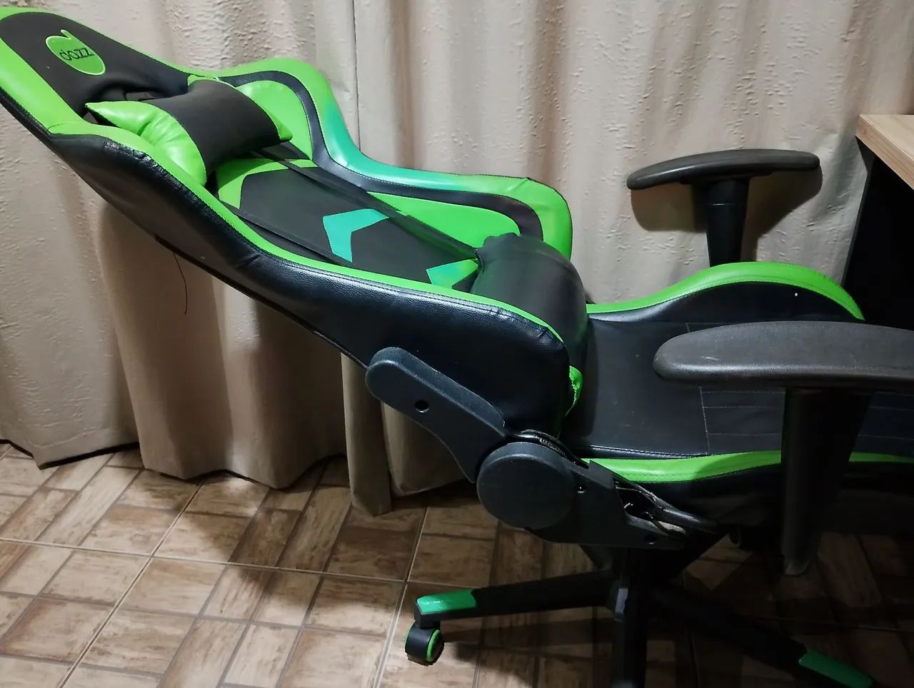 Cadeira gamer 64297909261698124