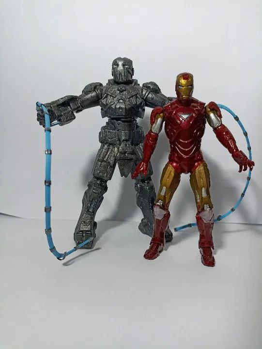 Whiplash 12cm Custom Marvel Universe 3.75