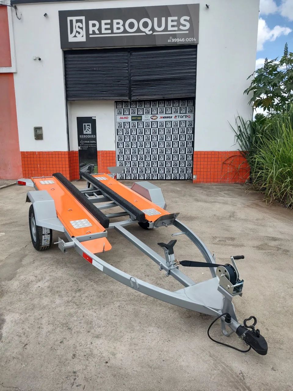 CARRETINHA QUADRI-JET VERSATILIDADE E ELEGÂNCIA 