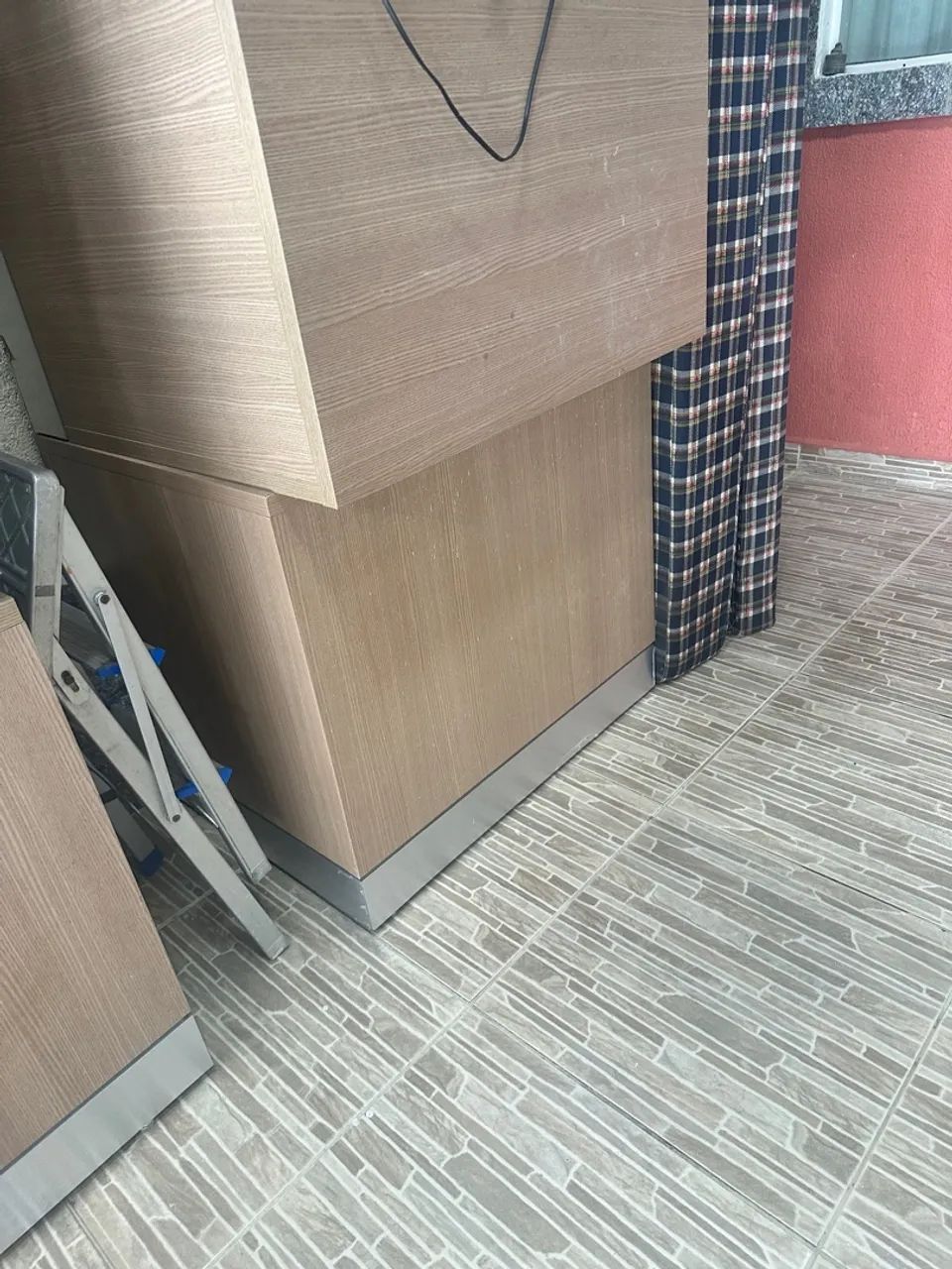 Armário de Escritório em Madeira