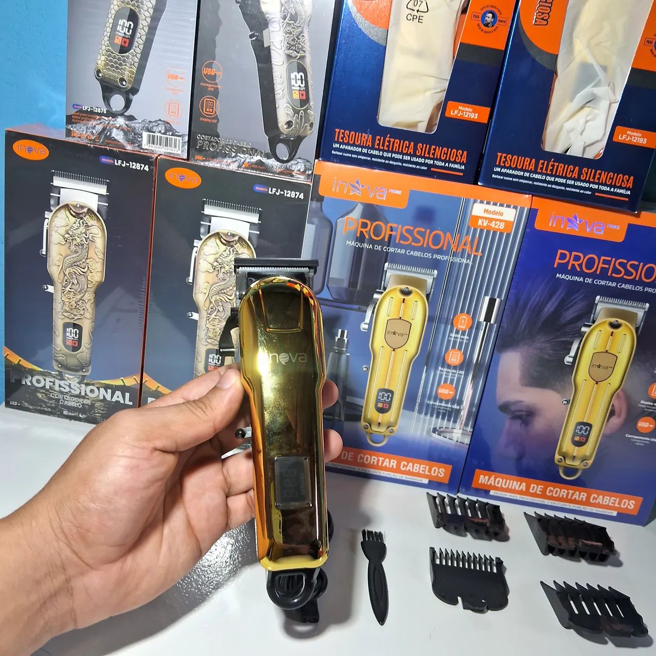 Maquina de cortar cabelo dourada - Foto 2