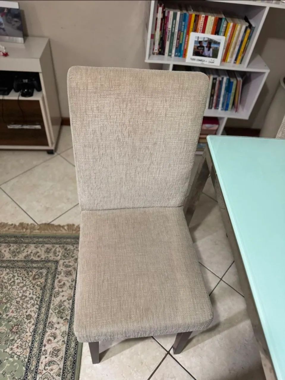 Mesa de jantar tampo de vidro 6 cadeiras.  - Foto 4