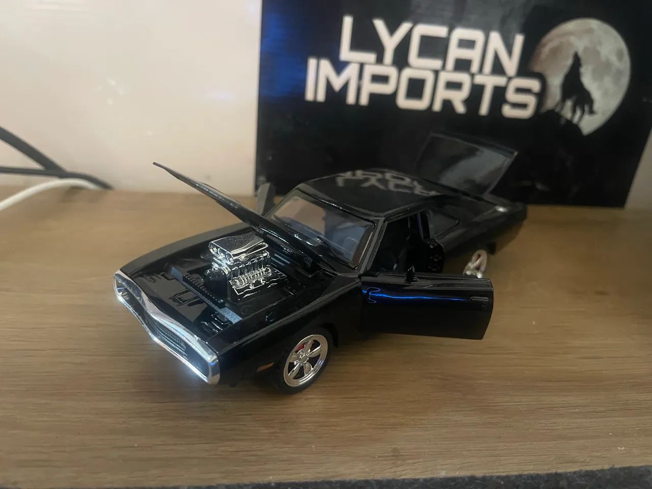 Carrinho em miniatura Dodge charger Toreto - Foto 2