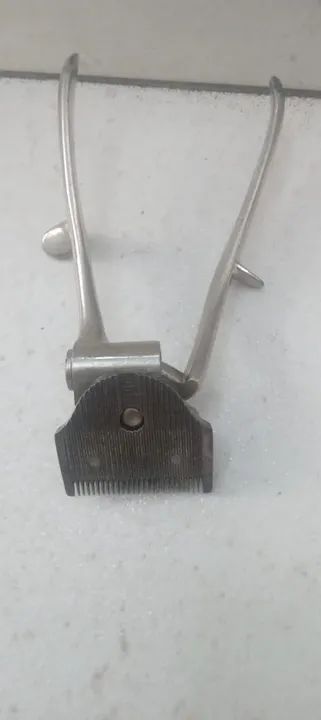 Máquina de cortar cabelo antiga - Foto 2