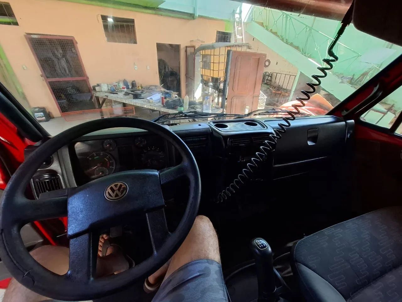 CAMINHÃO PLATAFORMA 6M VOLKSWAGEN 9-160-E-DELIVERY  - Foto 7