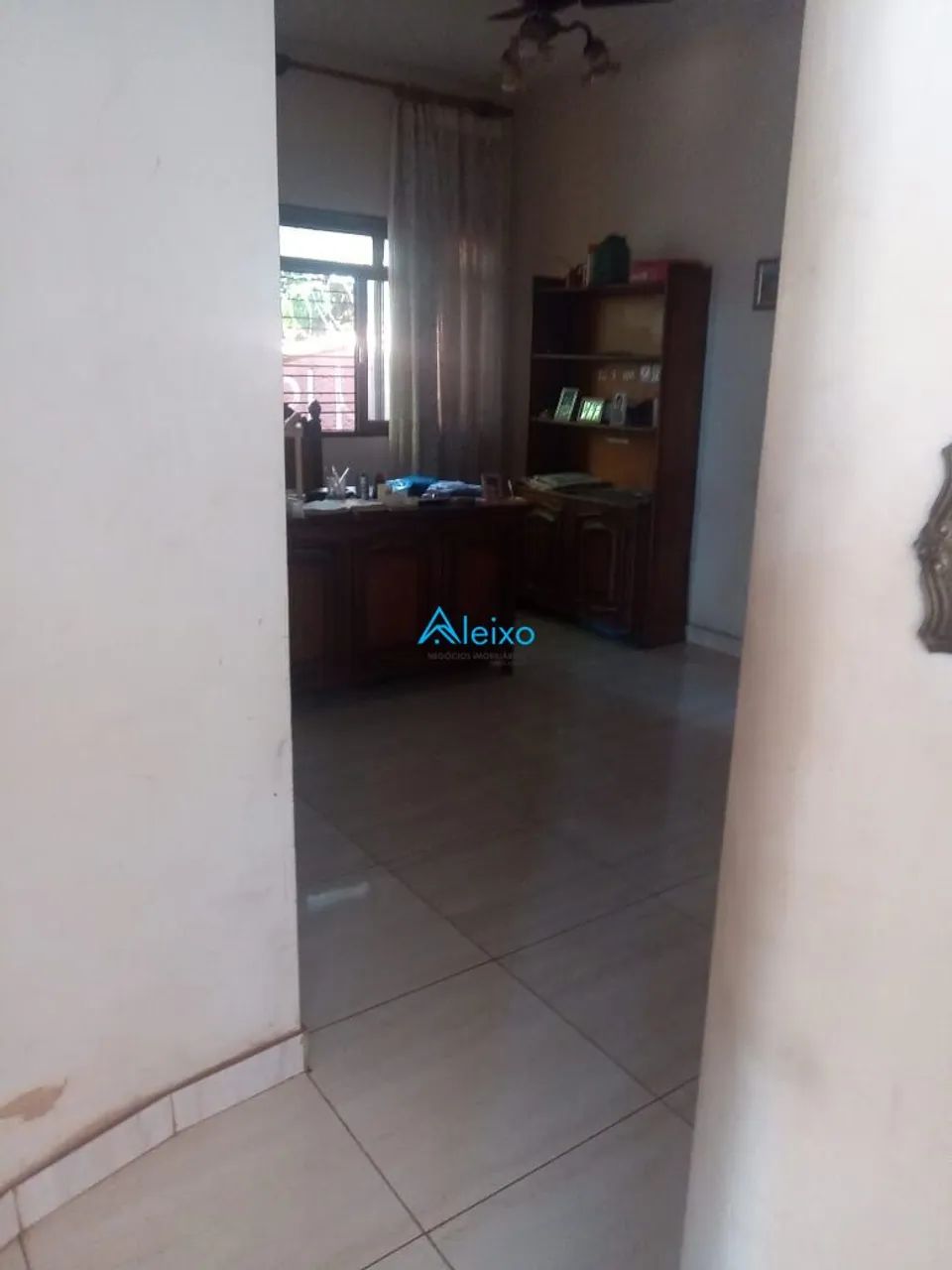 Casa com ampla área de lazer e Edícula - Foto 4