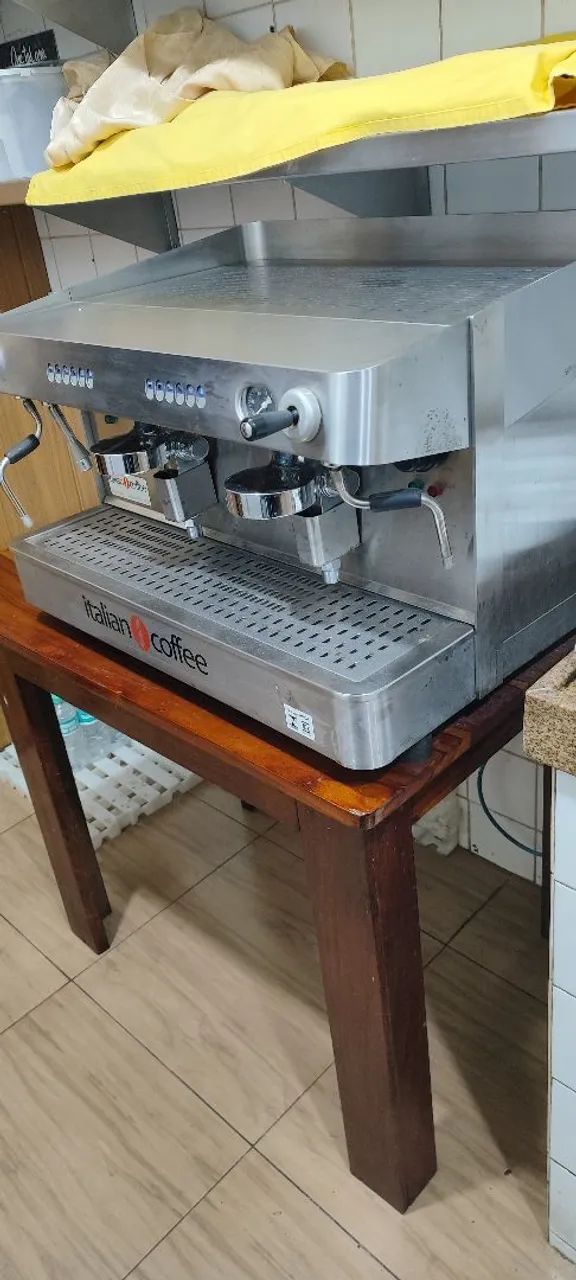 Vende-se Máquina de Café profissional Italian coffee 
