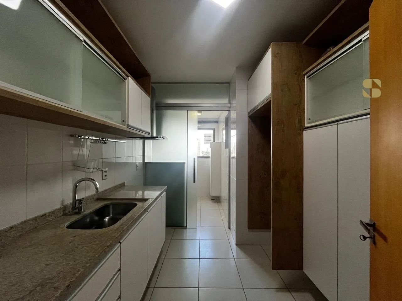 Apartamento no Edifício Privilege, Cuiabá-MT