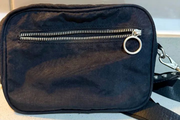 Bolsa feminina Bubba em nylon preta - Foto 5