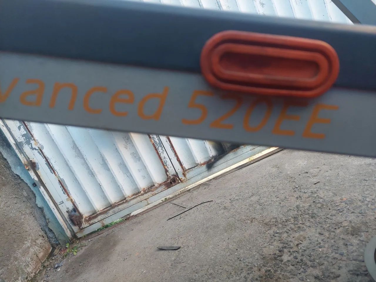 Vendo uma esteira ergometrica athetic 520 E E em ótimo estado de conservação  - Foto 5