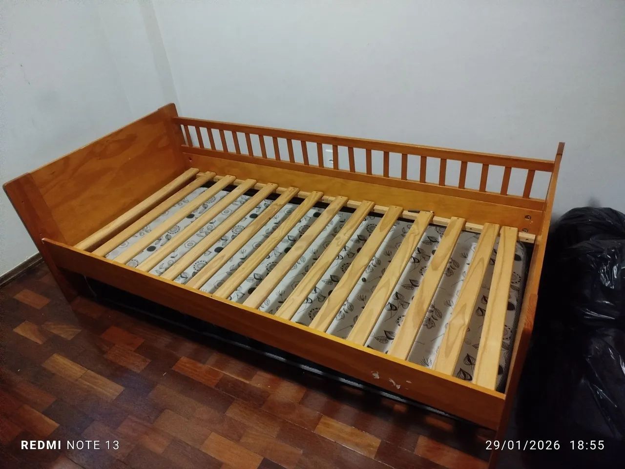 Vendo cama solteiro infantil