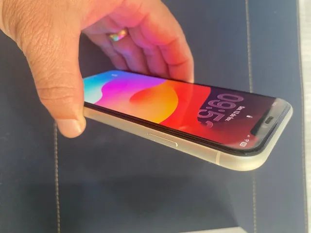 IPHONE 11 COM CAIXA  E ACESSÓRIOS - Foto 4