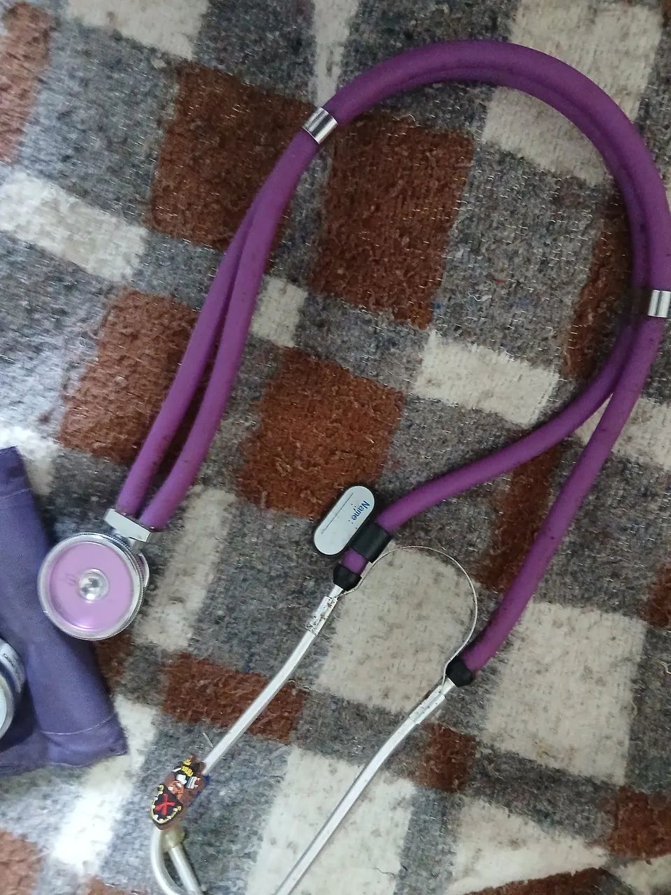 Estetoscópio e esfignomanometro - Foto 2