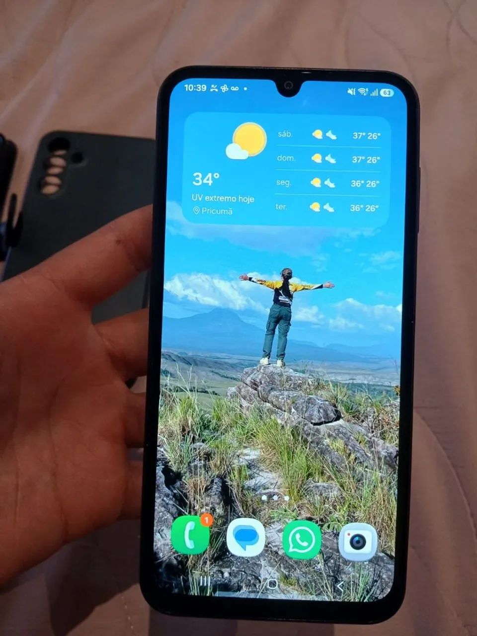 SAMSUNG GALAXY A15
