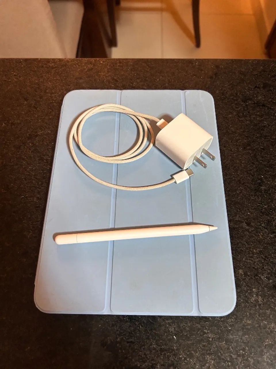 Kit iPad A16 11 polegadas + Apple Pencil + Capa azul Apple (brinde), carregador original - Foto 2