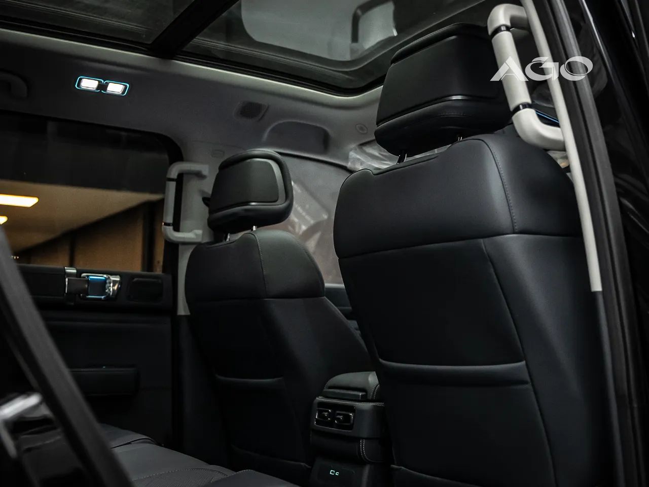 Denza B5 SUV híbrido plug-in, foto 14 de 16