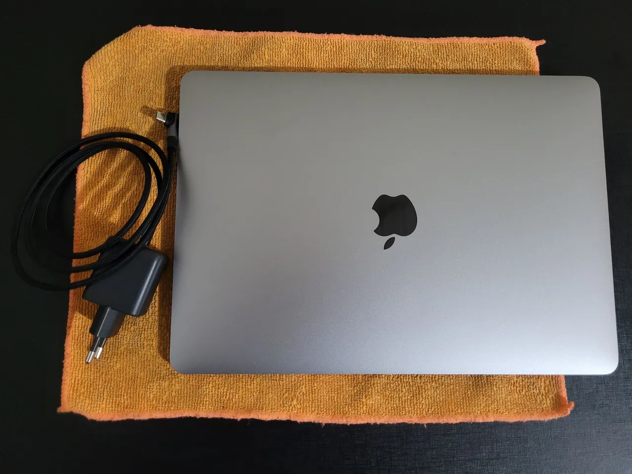 macbook air m1 16gb
