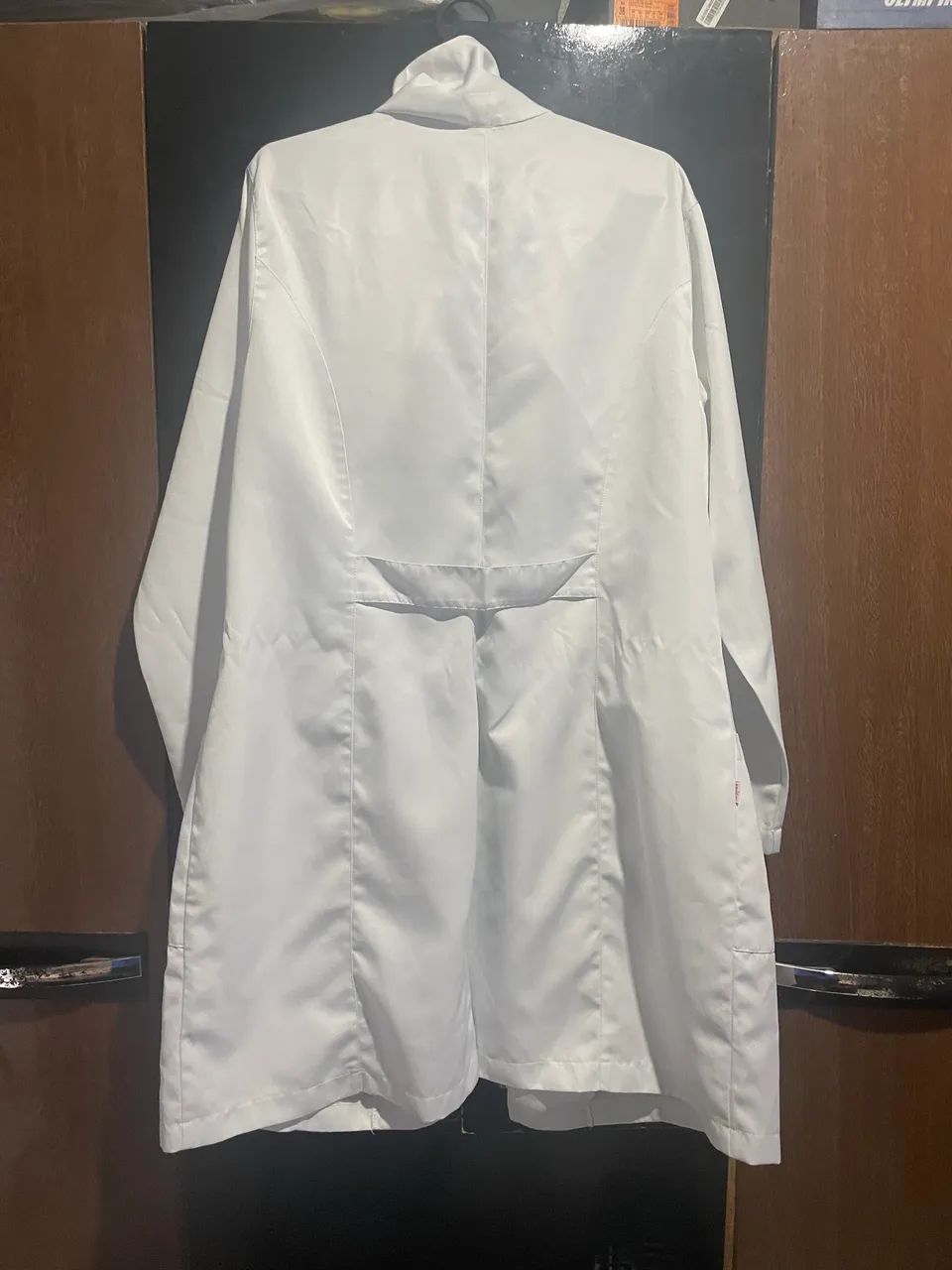 JALECO BRANCO SEM DETALHES TAMANHO G - Foto 2