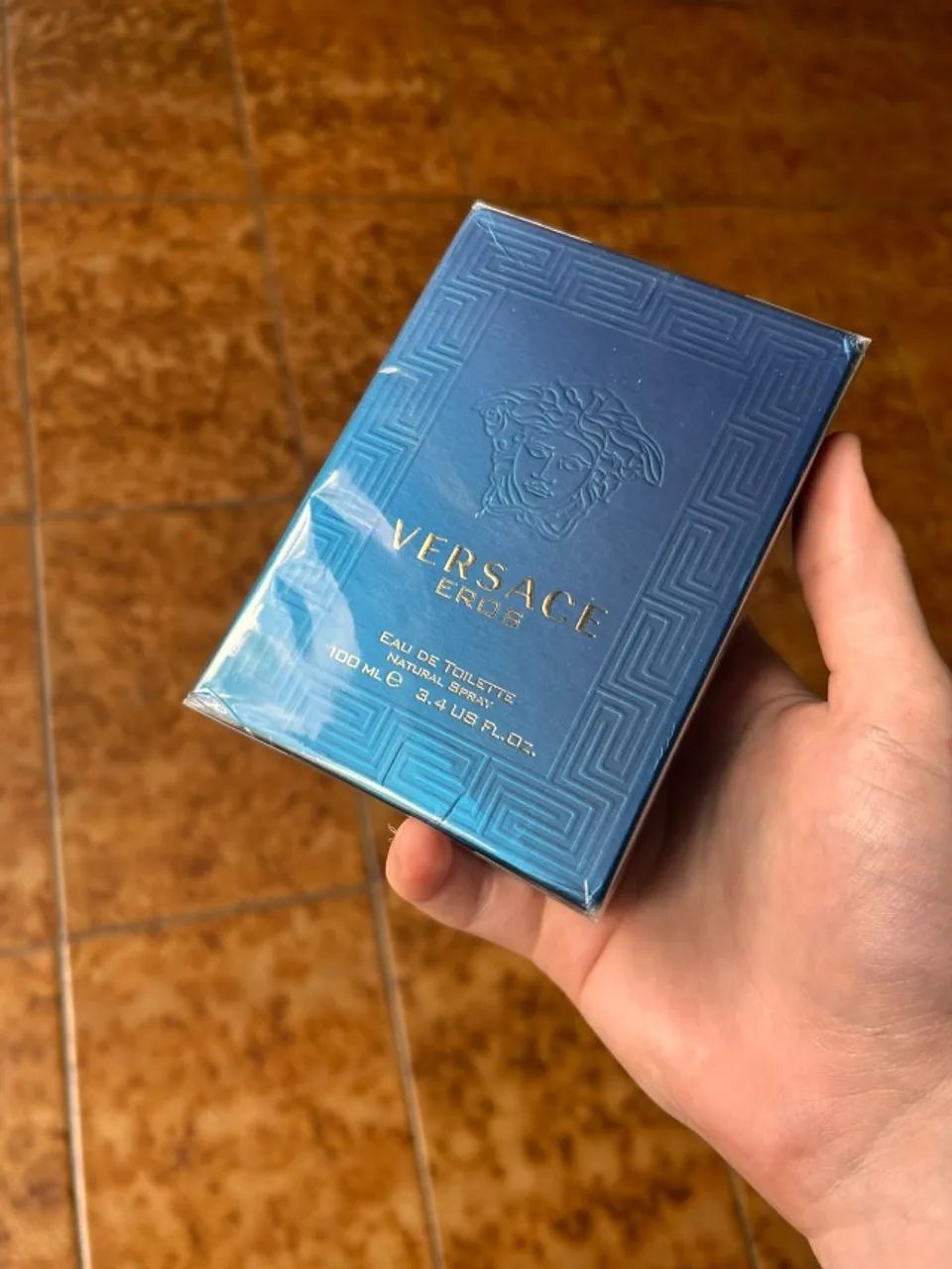 Perfume Versace Eros Eau De Toilette 100 ml - Foto 2
