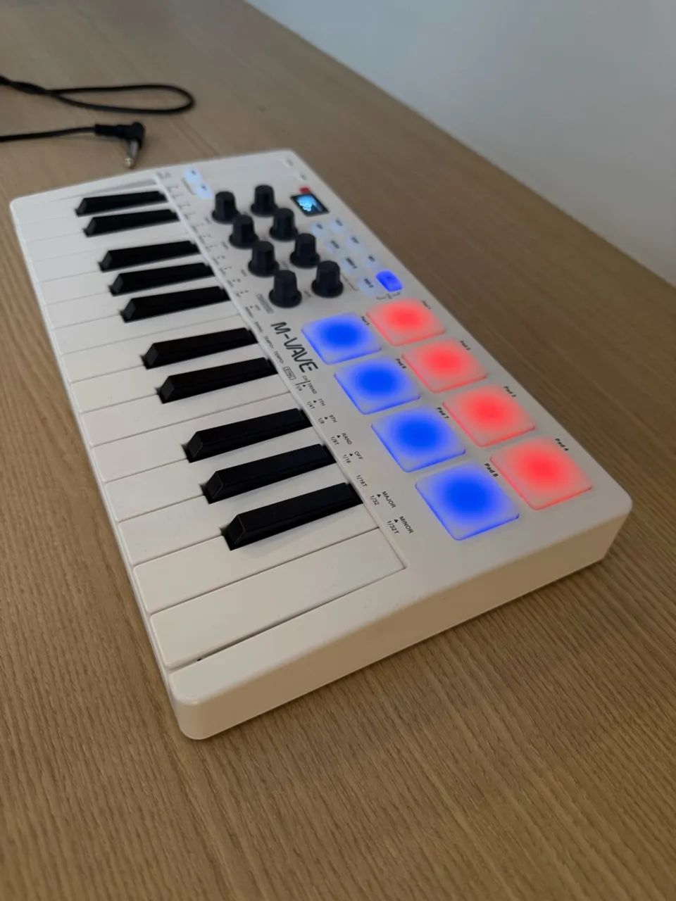 Controlador MIDI SMK25 - Foto 3