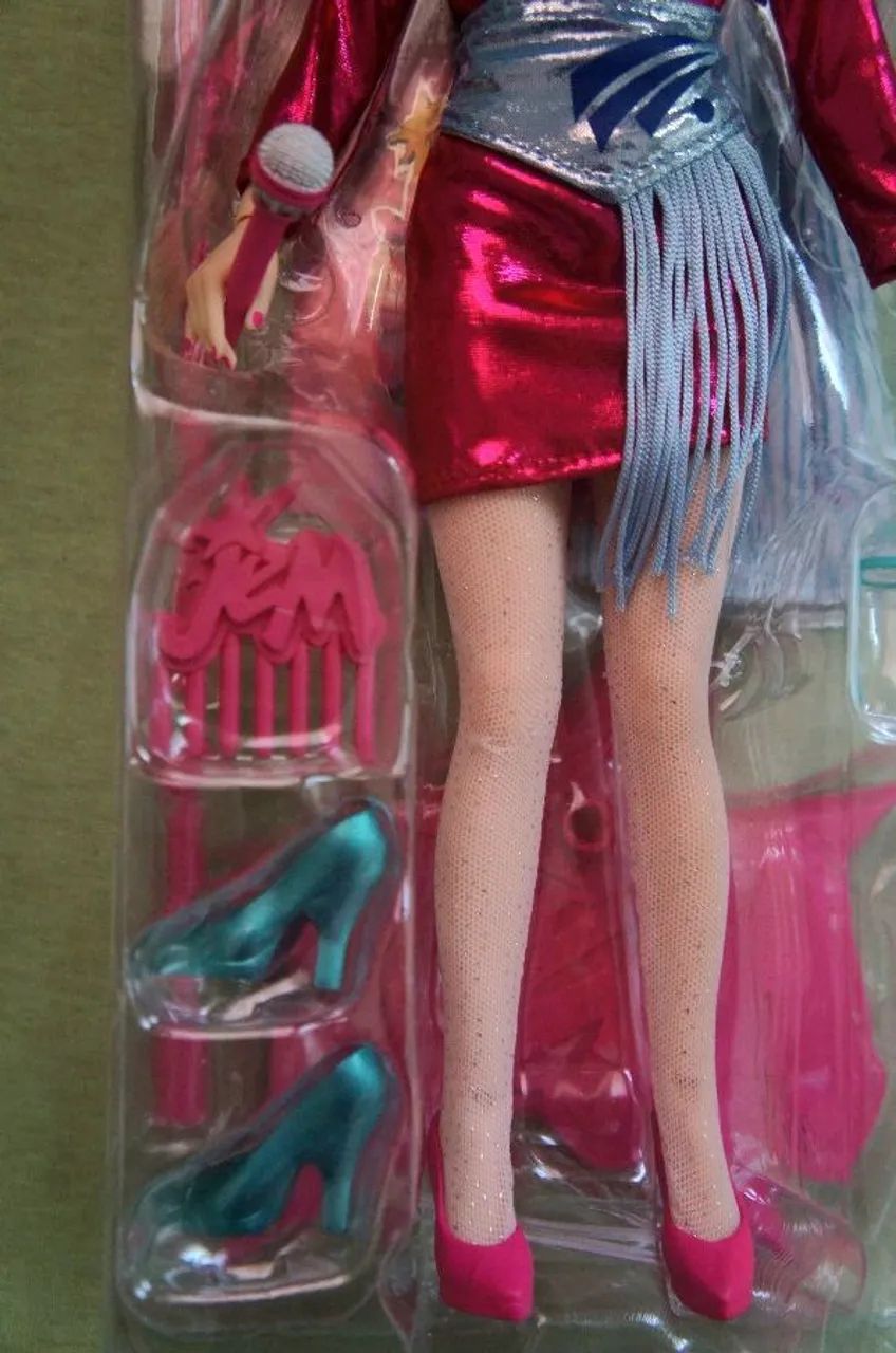 Boneca Jem versão 2025  - Foto 4