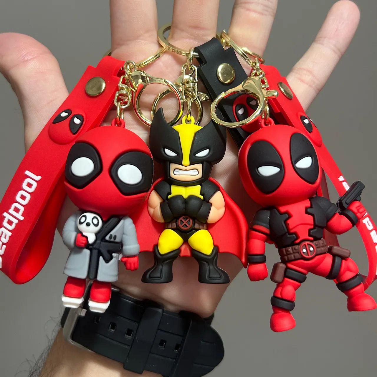 Chaveiros Deadpool e Wolverine