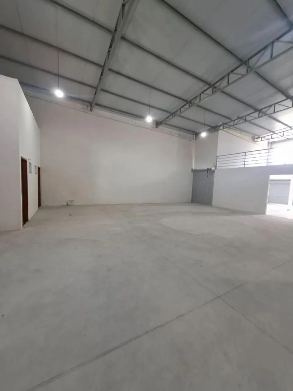 GALPAO COMERCIAL NA AV. T-9, PROXIMO AO SUPERMECADO VEMKA - Foto 8