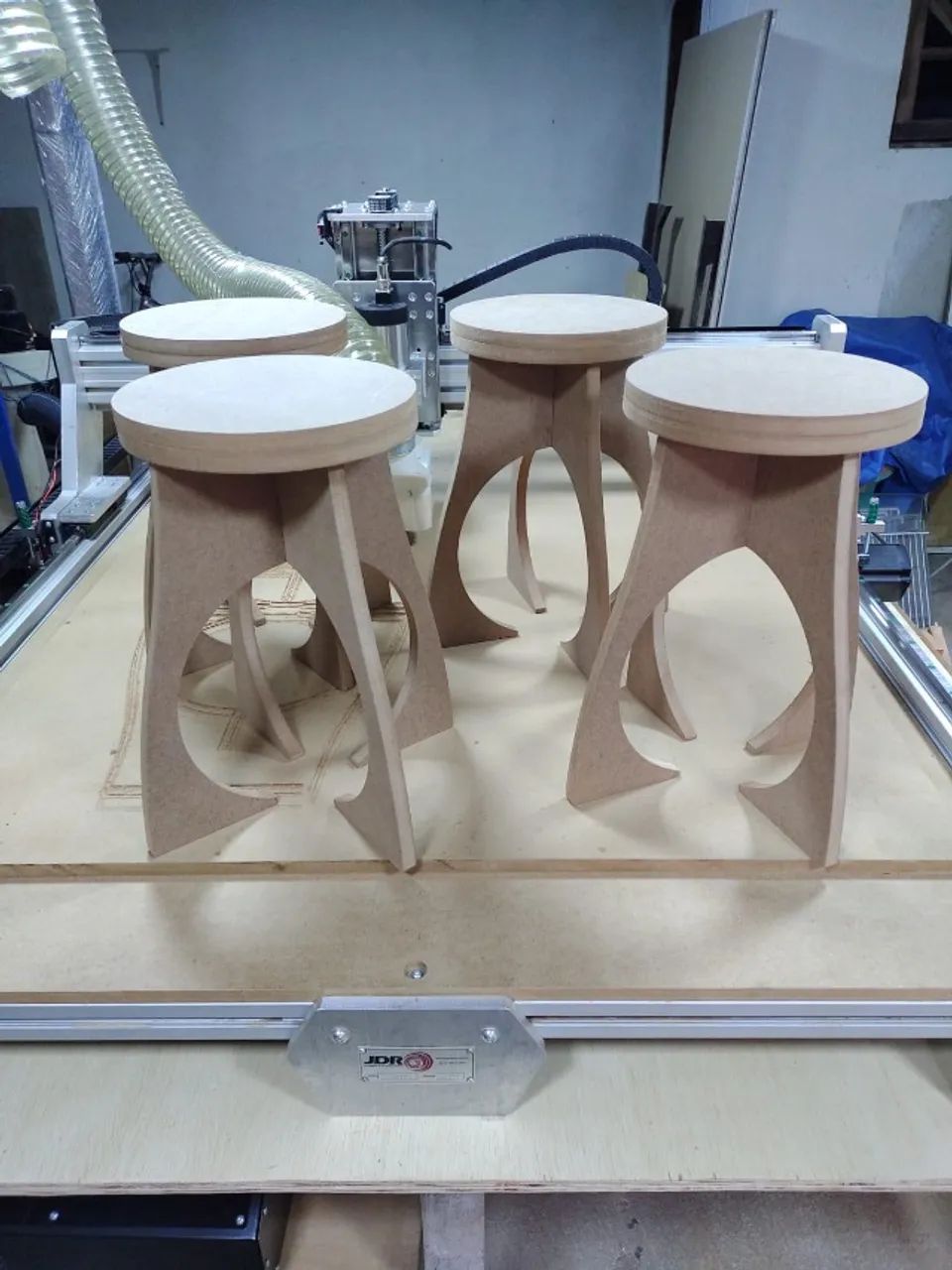 Banquinho Design MDF Cru de Encaixe | Montagem Sem Parafuso | Para Pintar e Personalizar - Foto 5